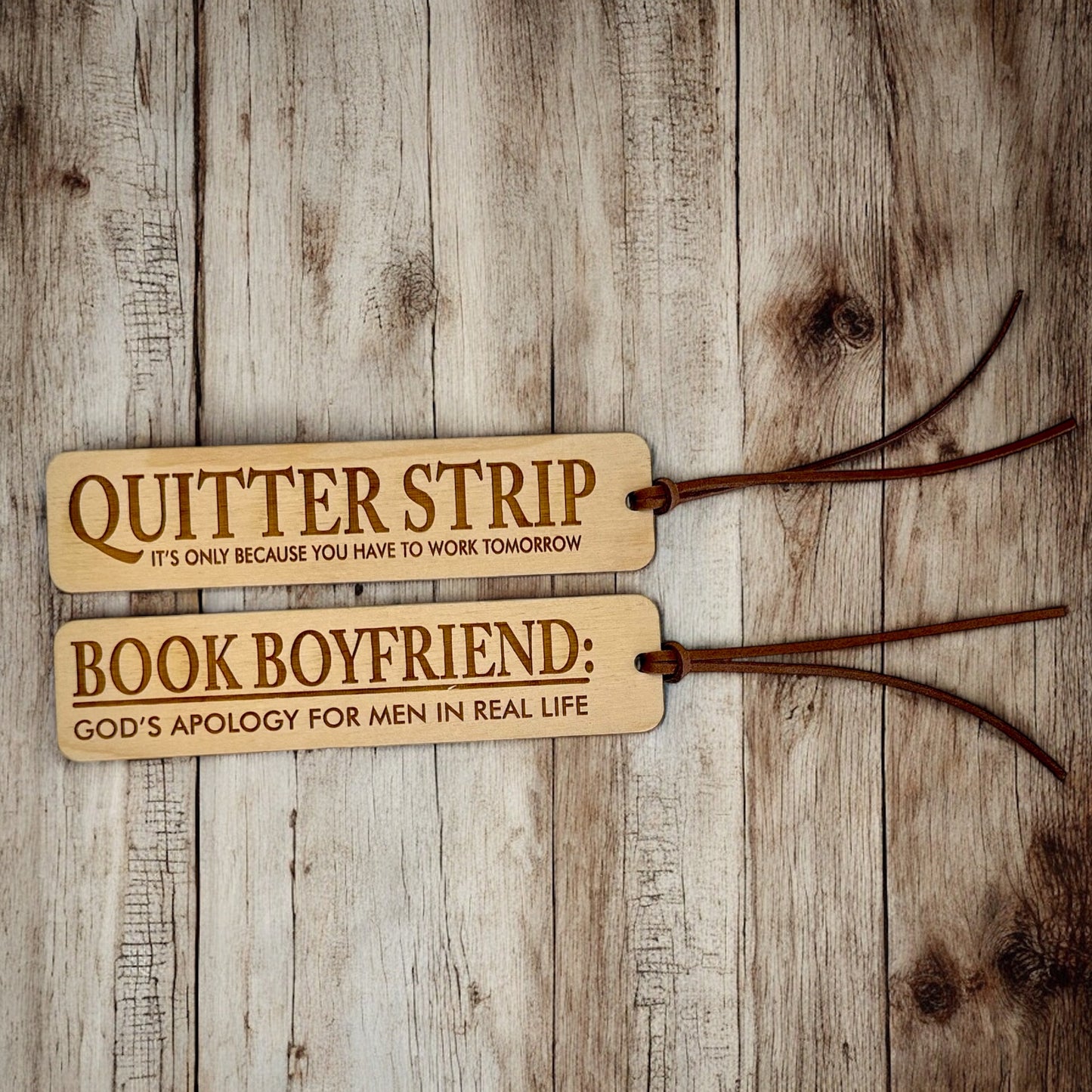 Engraved Wooden Bookmark with Leather Tassel – Personalized Bookish Gift for Readers & BookTok Fans